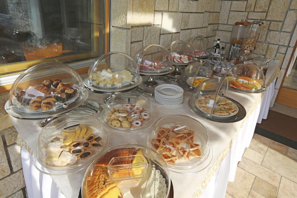 Bed and Breakfast Torre Degli Ulivi Tignale Esterno foto