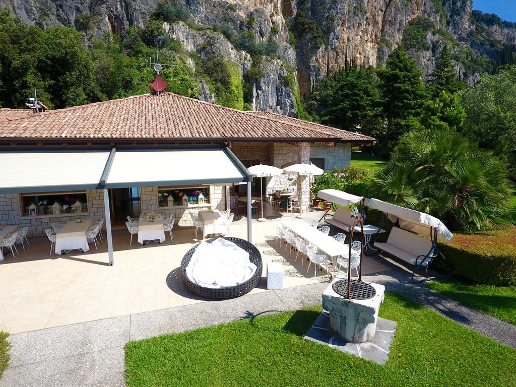 Bed and Breakfast Torre Degli Ulivi Tignale Esterno foto